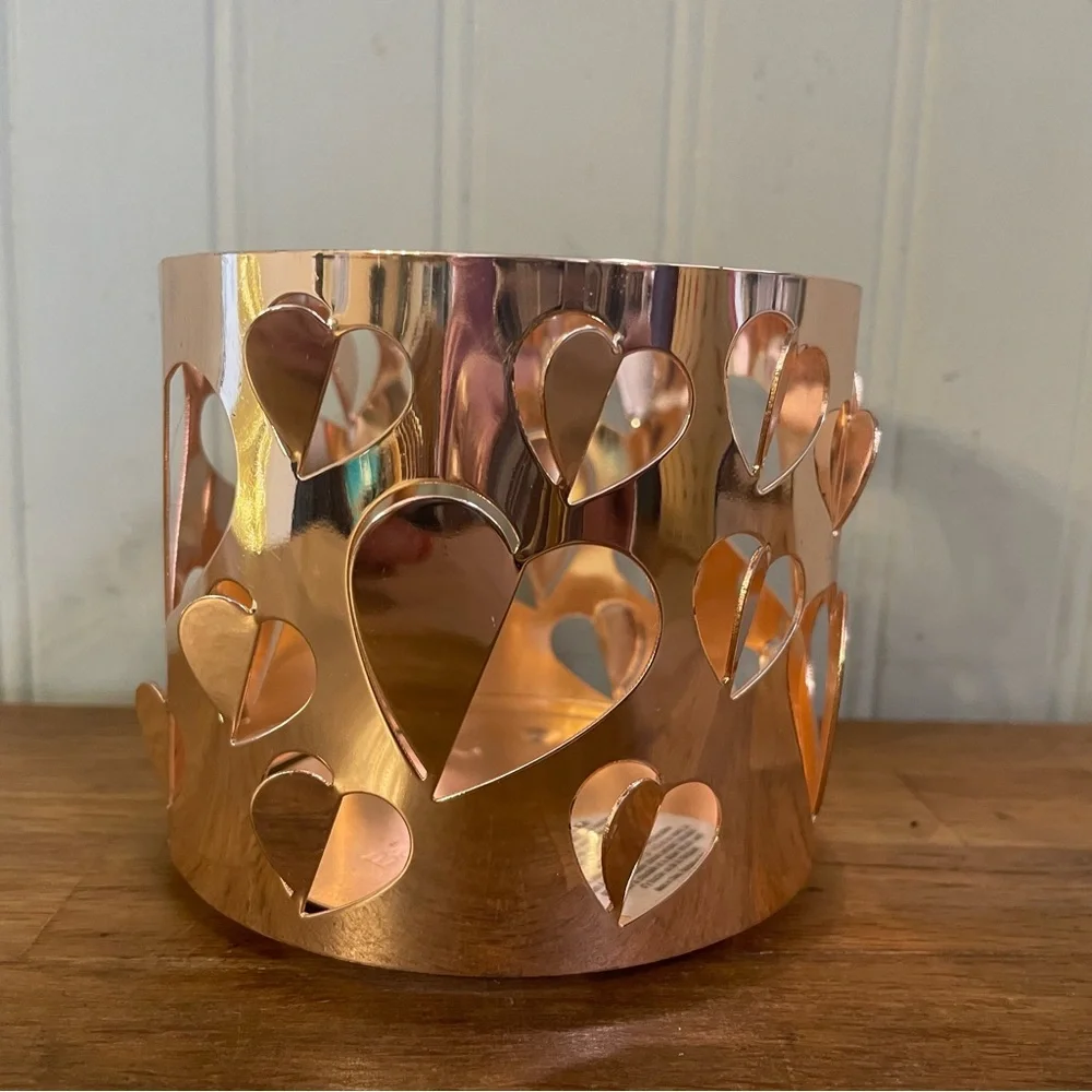 BBW Rose Gold Heart Cutout Candleholder - Picture 2 of 5